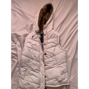 White American eagle vest, furry hood